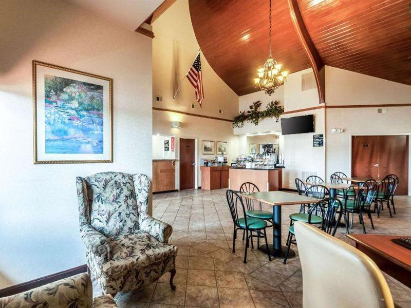 Econo Lodge Inn & Suites Middletown Εξωτερικό φωτογραφία