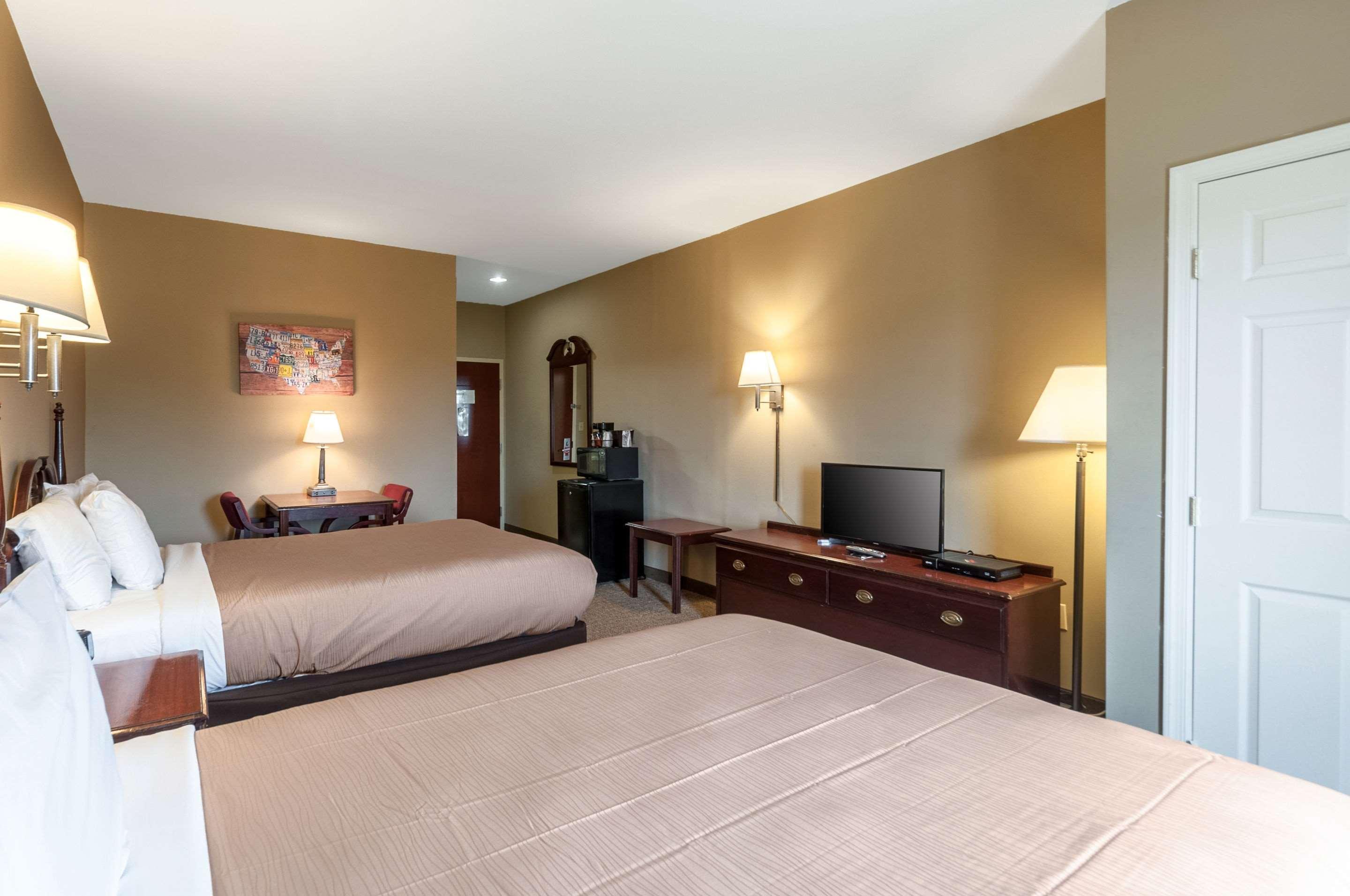 Econo Lodge Inn & Suites Middletown Εξωτερικό φωτογραφία