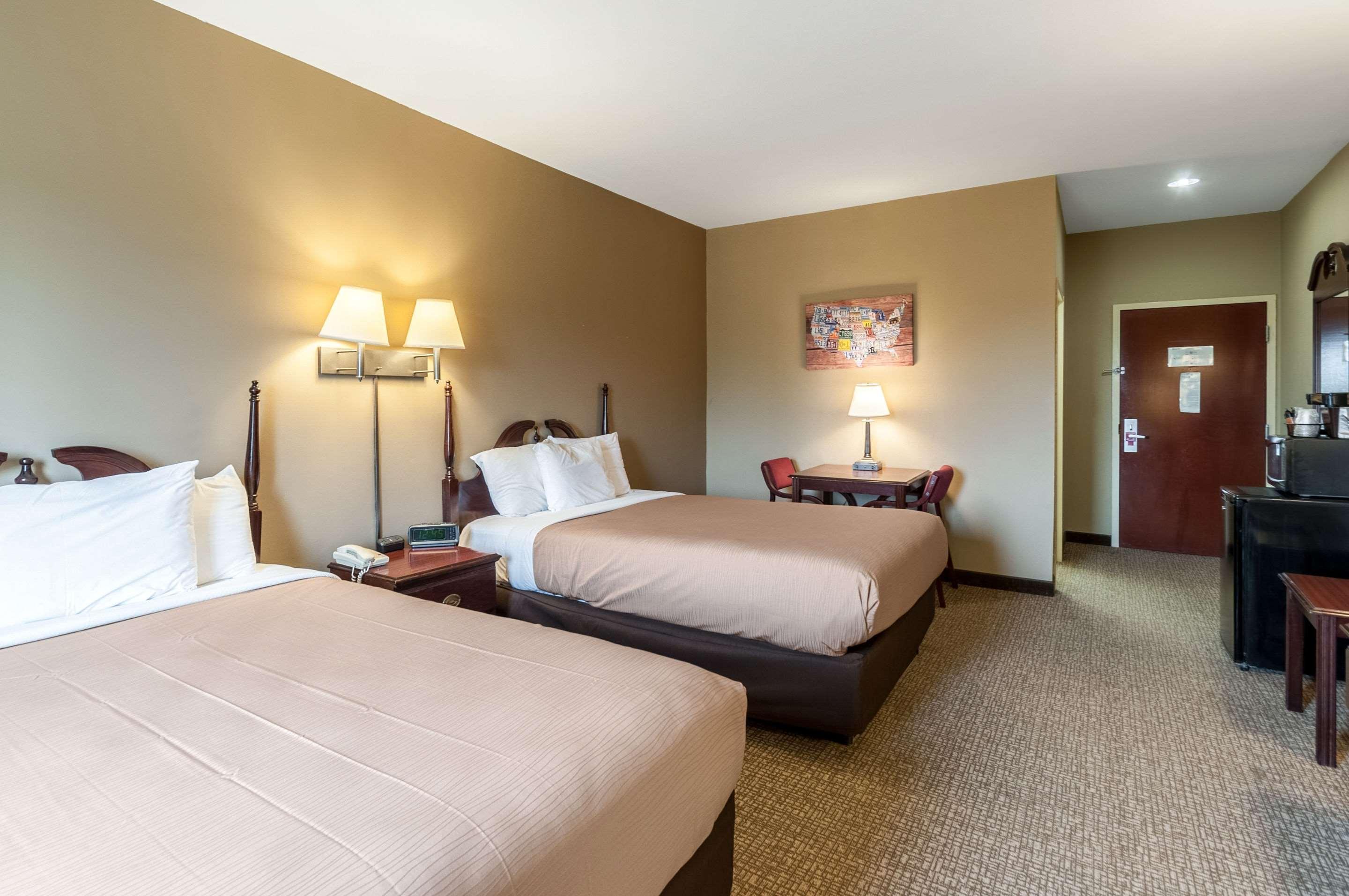 Econo Lodge Inn & Suites Middletown Εξωτερικό φωτογραφία