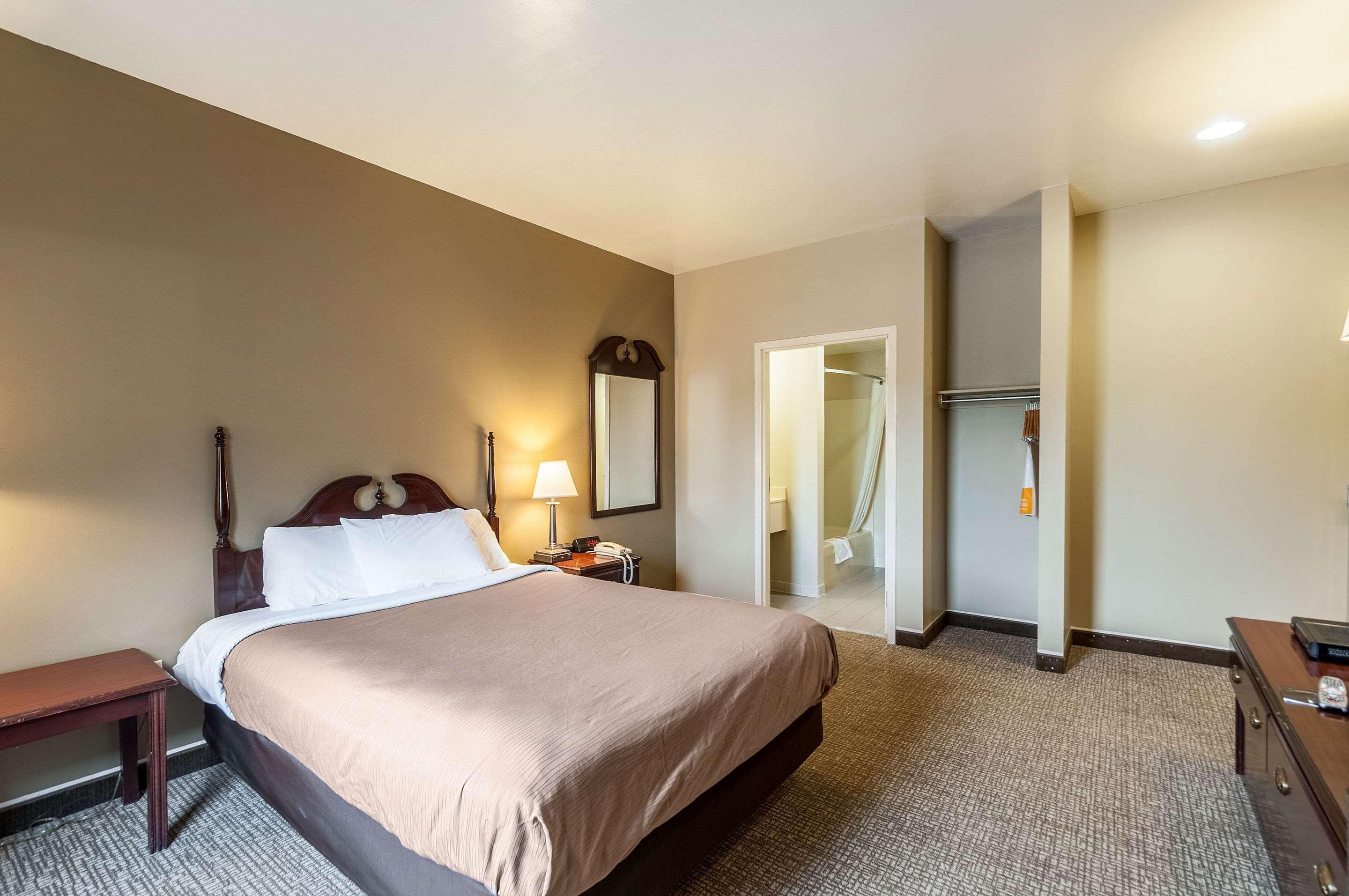 Econo Lodge Inn & Suites Middletown Εξωτερικό φωτογραφία