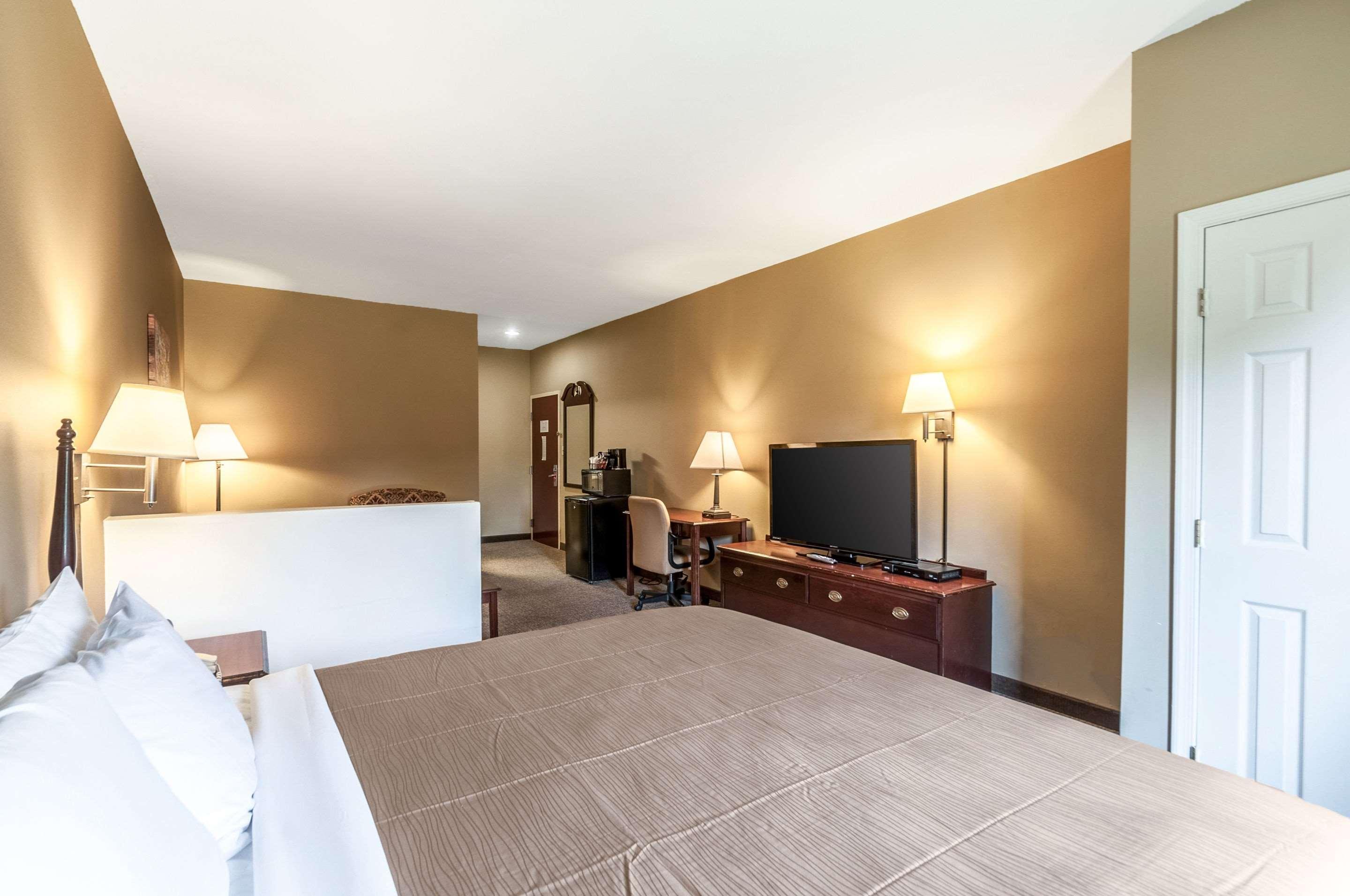 Econo Lodge Inn & Suites Middletown Εξωτερικό φωτογραφία